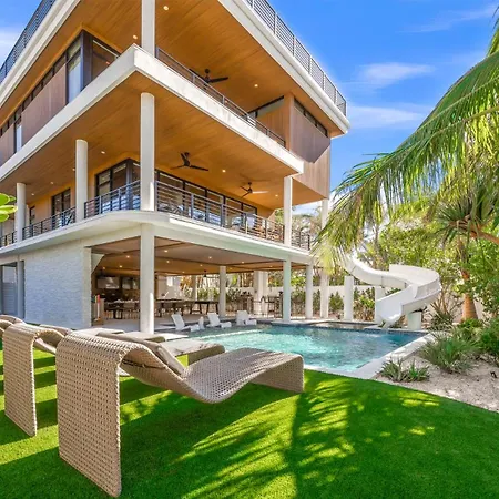 Villa The Lookout